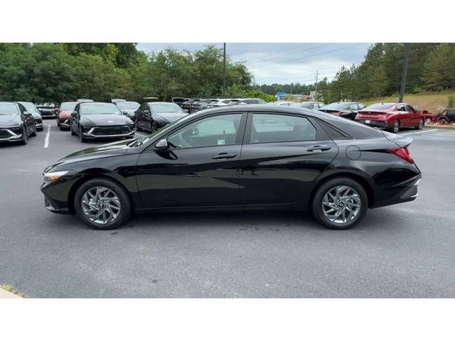 2024 Hyundai Elantra Hybrid Blue