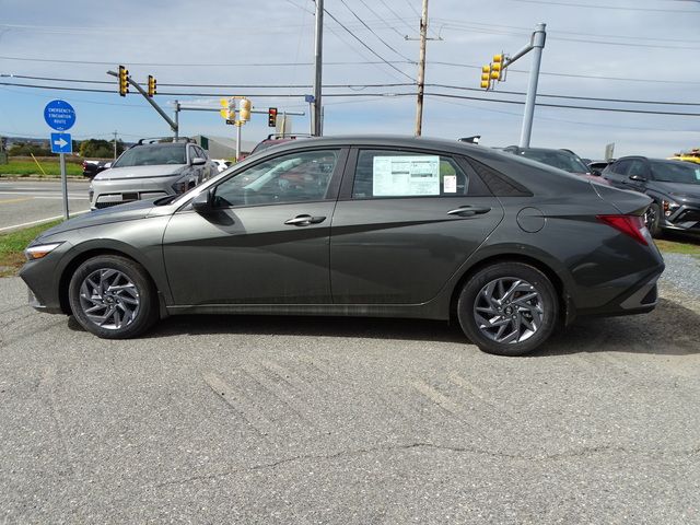 2024 Hyundai Elantra Hybrid Blue