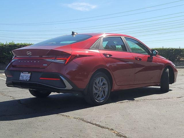 2024 Hyundai Elantra Hybrid Blue