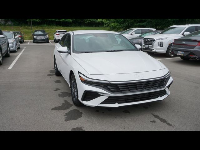 2024 Hyundai Elantra Hybrid Blue