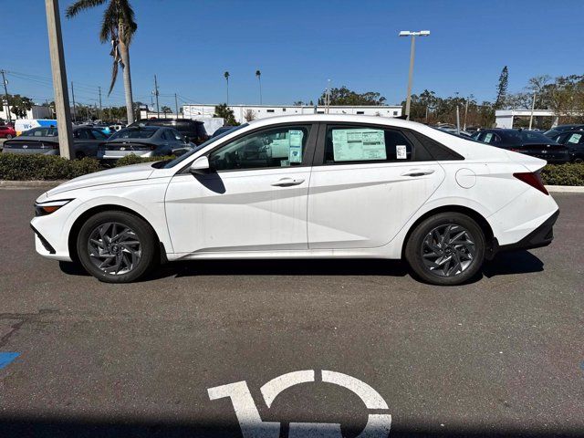 2024 Hyundai Elantra Hybrid Blue