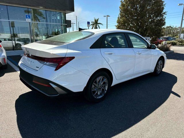 2024 Hyundai Elantra Hybrid Blue