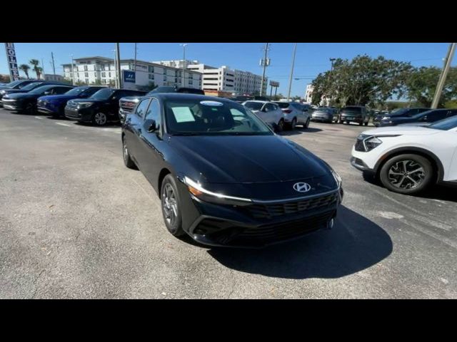 2024 Hyundai Elantra Hybrid Blue