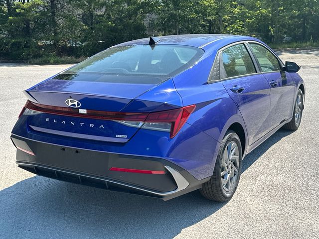 2024 Hyundai Elantra Hybrid Blue