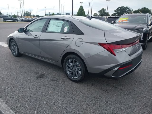 2024 Hyundai Elantra Hybrid Blue