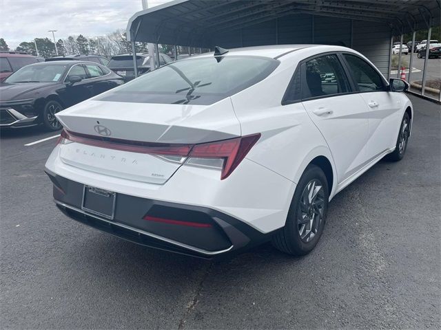 2024 Hyundai Elantra Hybrid Blue