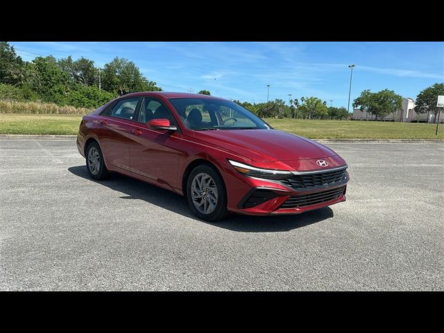 2024 Hyundai Elantra Hybrid Blue