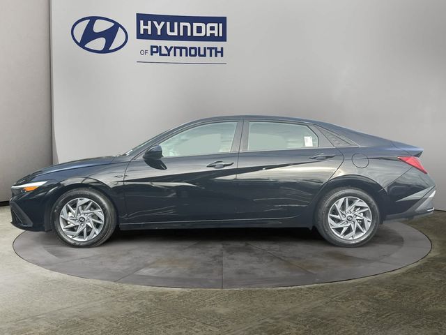 2024 Hyundai Elantra Hybrid Blue