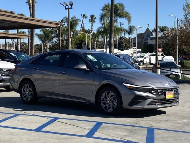 2024 Hyundai Elantra Hybrid Blue