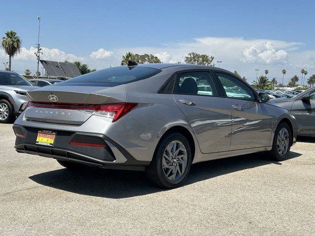 2024 Hyundai Elantra Hybrid Blue