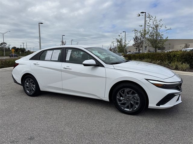 2024 Hyundai Elantra Hybrid Blue