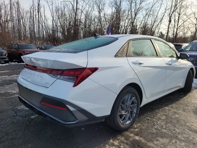 2024 Hyundai Elantra Hybrid Blue