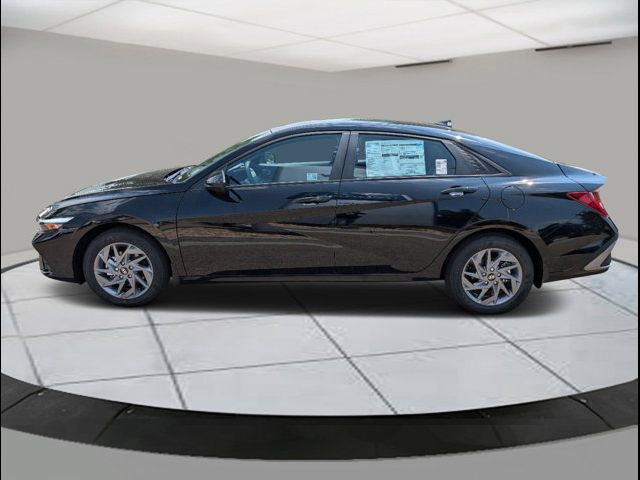 2024 Hyundai Elantra Hybrid Blue