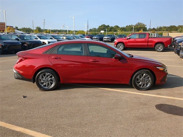 2024 Hyundai Elantra Hybrid Blue