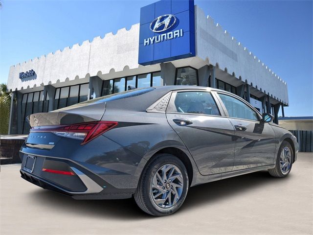 2024 Hyundai Elantra Hybrid Blue