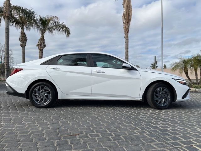 2024 Hyundai Elantra Hybrid Blue