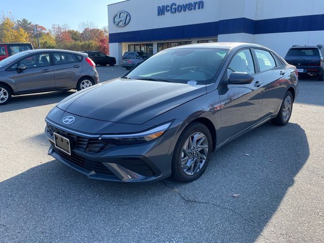 2024 Hyundai Elantra Hybrid Blue