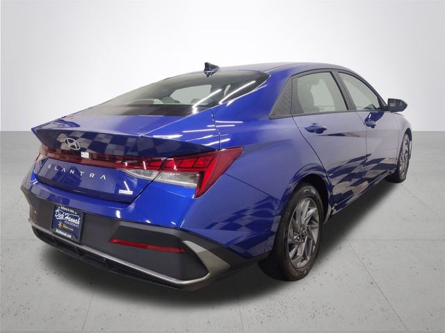 2024 Hyundai Elantra Hybrid Blue