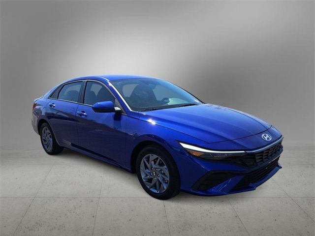 2024 Hyundai Elantra Hybrid Blue