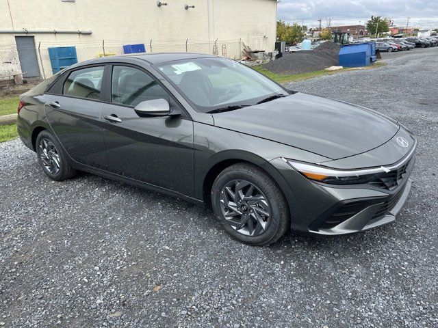 2024 Hyundai Elantra Hybrid Blue