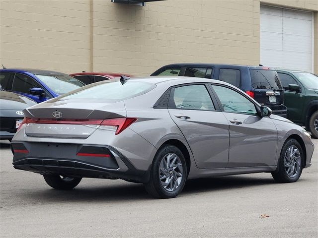 2024 Hyundai Elantra Hybrid Blue