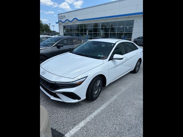 2024 Hyundai Elantra Hybrid Blue