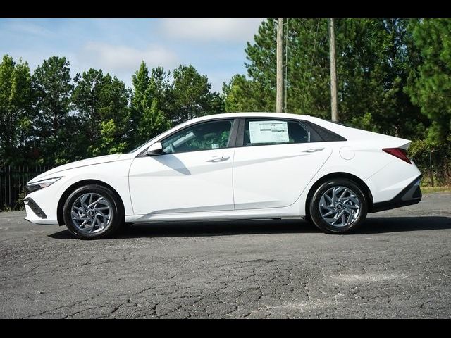 2024 Hyundai Elantra Hybrid Blue