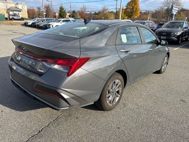 2024 Hyundai Elantra Hybrid Blue