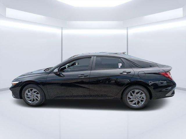 2024 Hyundai Elantra Hybrid Blue