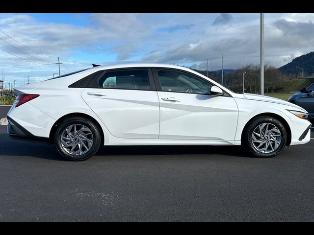 2024 Hyundai Elantra Hybrid Blue