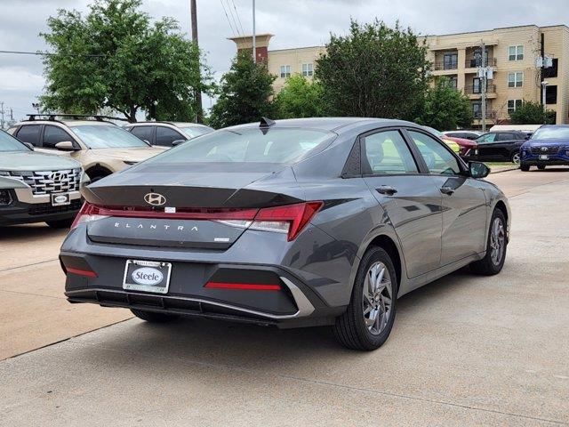 2024 Hyundai Elantra Hybrid Blue