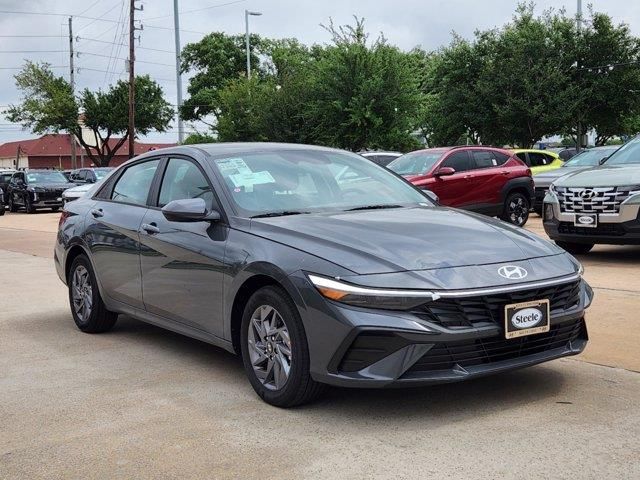 2024 Hyundai Elantra Hybrid Blue