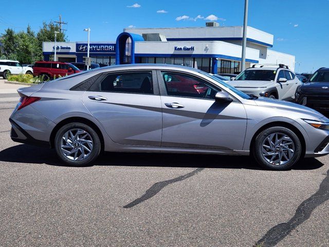 2024 Hyundai Elantra Hybrid Blue