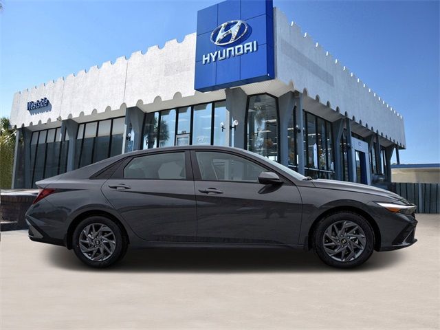 2024 Hyundai Elantra Hybrid Blue