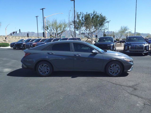 2024 Hyundai Elantra Hybrid Blue