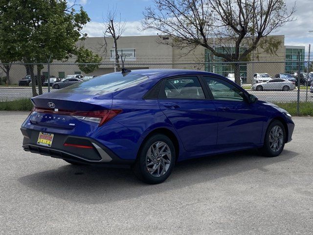 2024 Hyundai Elantra Hybrid Blue