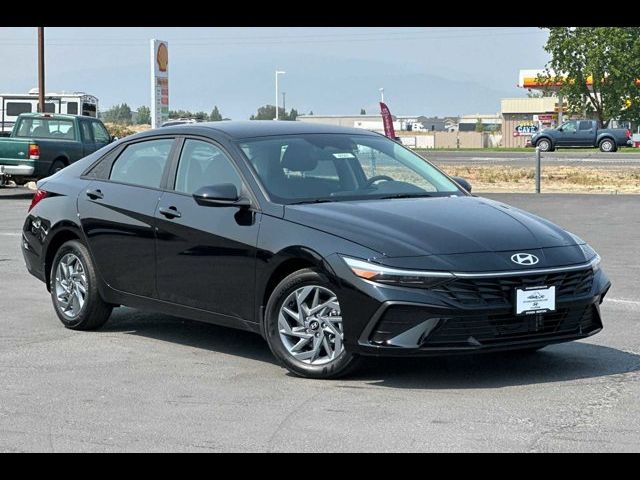 2024 Hyundai Elantra Hybrid Blue