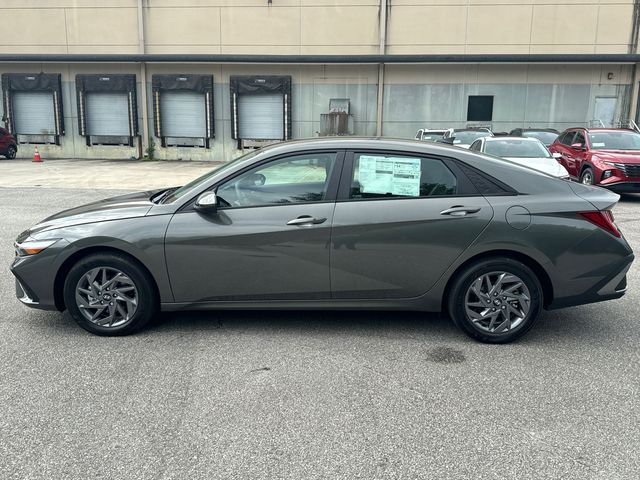 2024 Hyundai Elantra Hybrid Blue