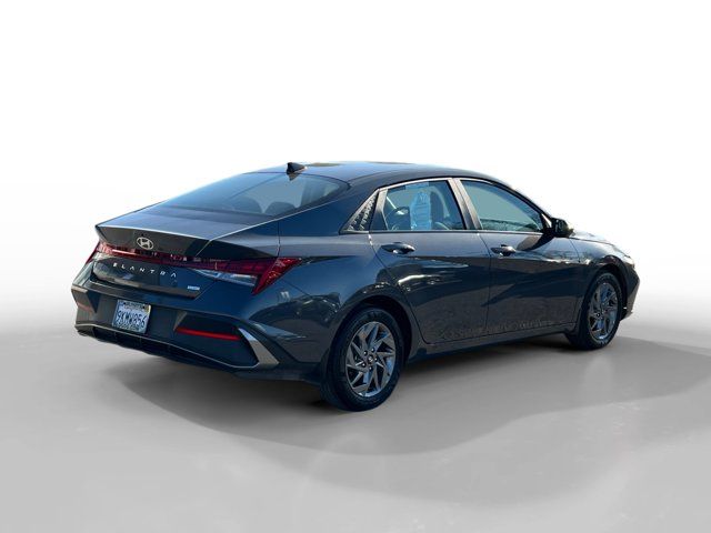 2024 Hyundai Elantra Hybrid Blue