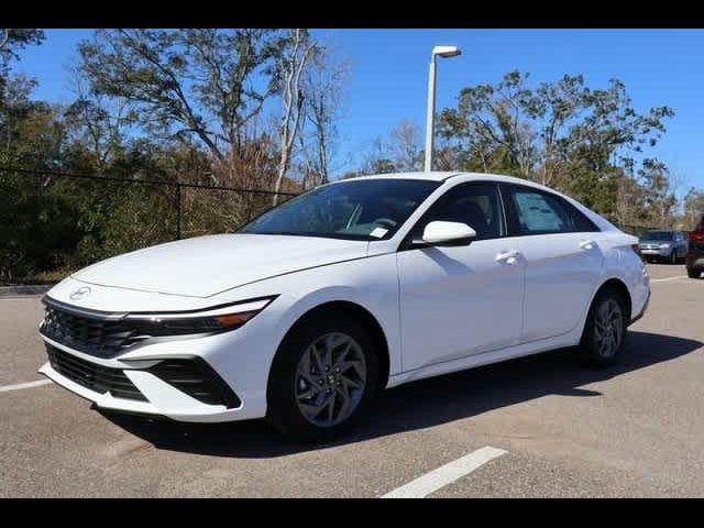 2024 Hyundai Elantra Hybrid Blue