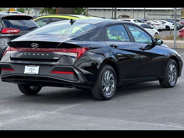 2024 Hyundai Elantra Hybrid Blue