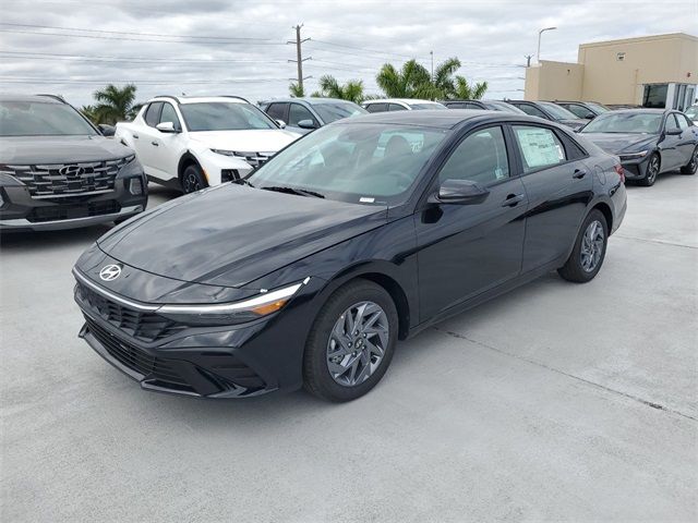 2024 Hyundai Elantra Hybrid Blue