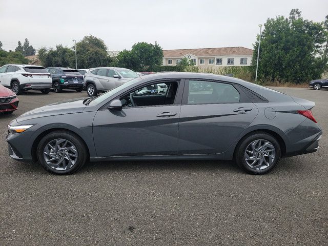 2024 Hyundai Elantra Hybrid Blue