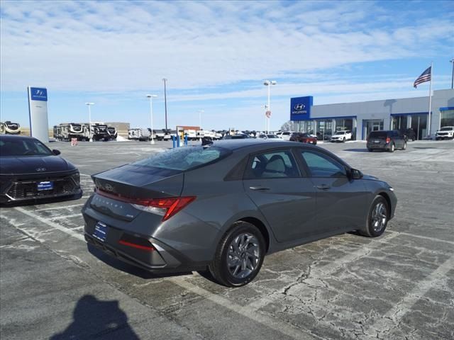 2024 Hyundai Elantra Hybrid Blue