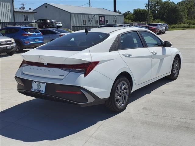 2024 Hyundai Elantra Hybrid Blue