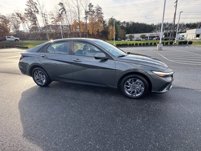 2024 Hyundai Elantra Hybrid Blue