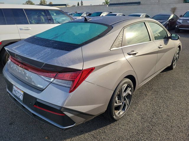 2024 Hyundai Elantra Hybrid Limited