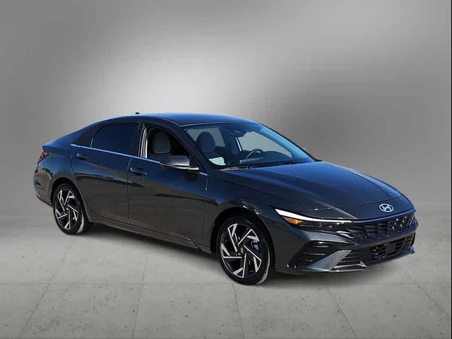 2024 Hyundai Elantra Hybrid Limited