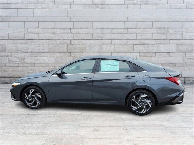 2024 Hyundai Elantra Hybrid Limited