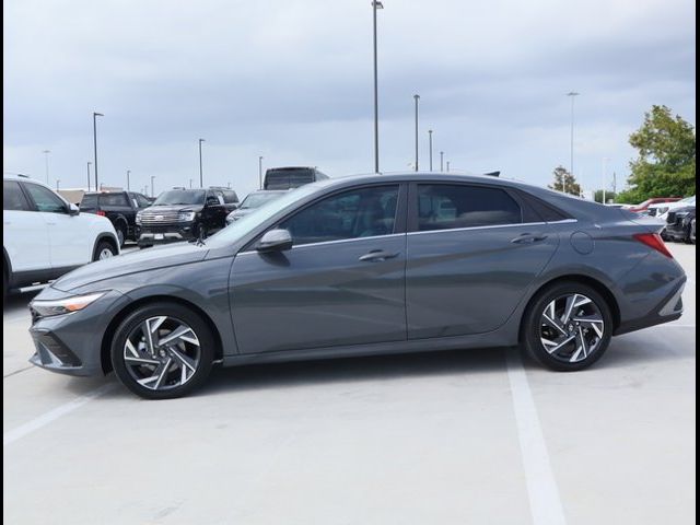 2024 Hyundai Elantra Hybrid Limited